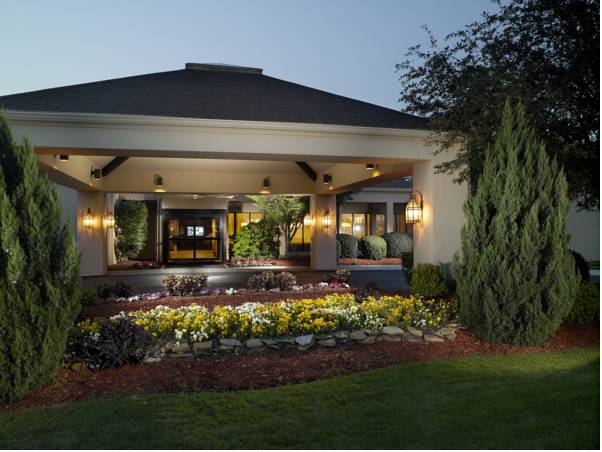  The Courtyard-Augusta 