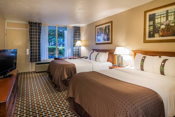  Holiday-Inn-Augusta   