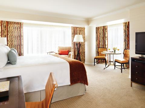  Four Seasons Vancouver 