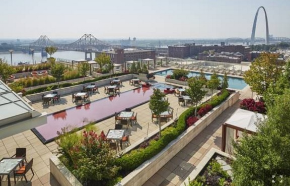  Four Seasons St Louis 